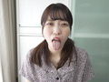 【YACCHIMAN-0172】【個人撮影】水月みおの舌ブラシで「汚舌苔」採取  レビュー | DUGA